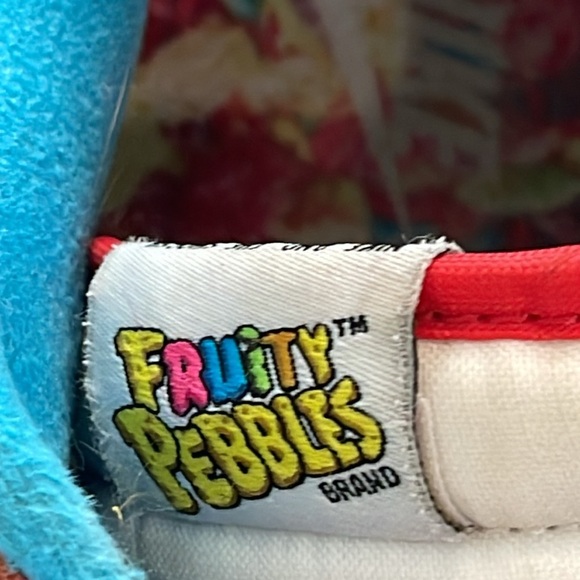 Nike Dunk Low men’s 9.5 QS LeBron James Fruity Pebbles Sneakers DH8009-600 - Picture 11 of 17